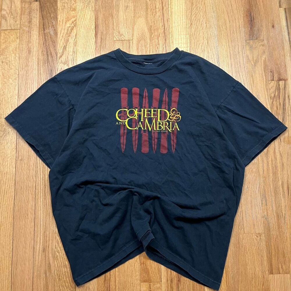 American-vintage Men's Black and Navy T-shirt